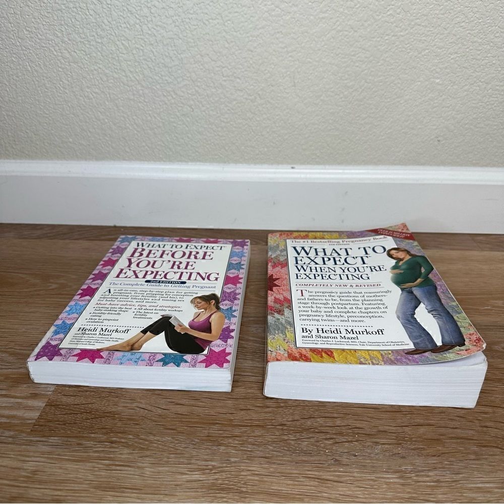 BUNDLE (2) What to Expect Books - Picture 2 of 7